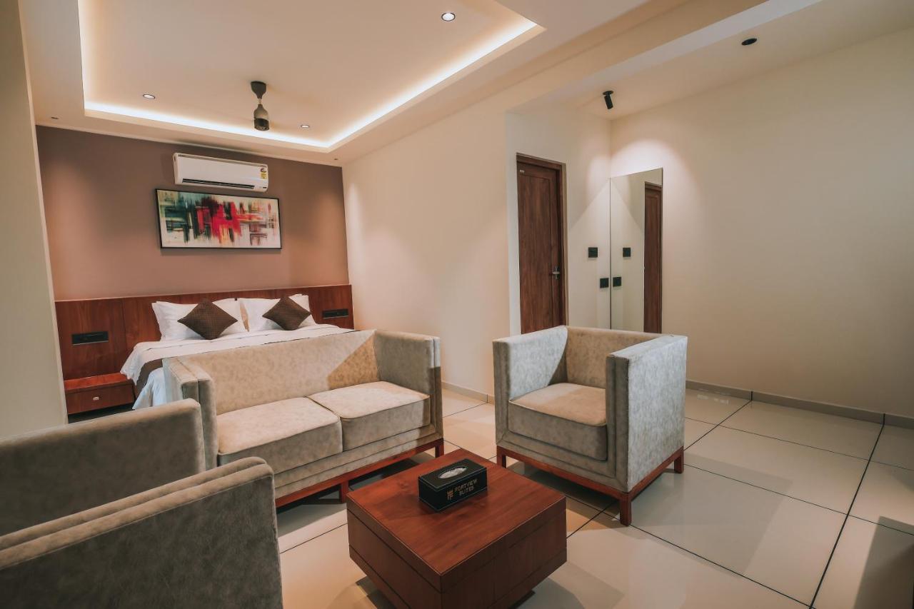 Fortview Suites Касарагод Экстерьер фото